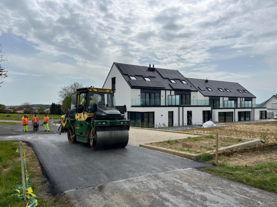 5 MAISONS UNIFAMILIALES