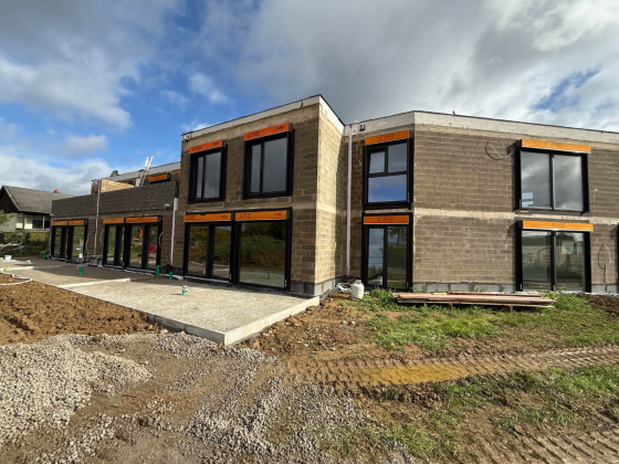 4 MAISONS UNIFAMILIALES