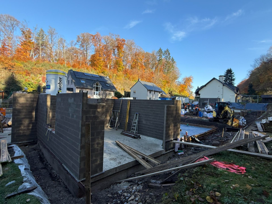 5 MAISONS UNIFAMILIALES